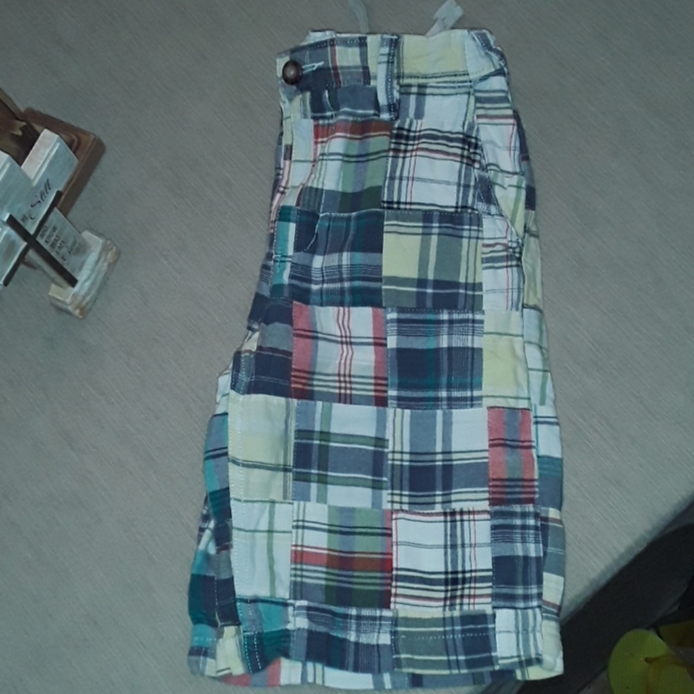 Old Navy Bermuda shorts